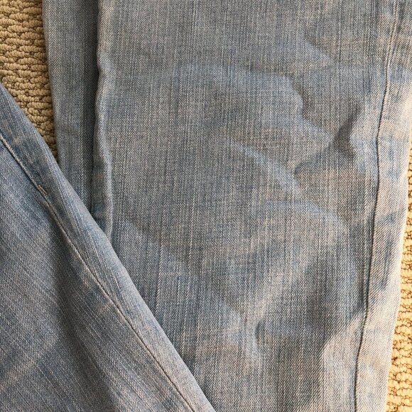J BRAND LOVESTORY LIGHT WASH FLARE JEANS SIZE 26 - Picture 3 of 9